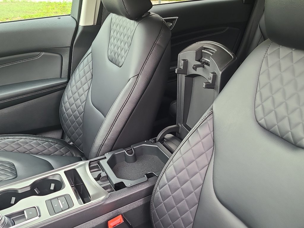 Certified 2024 Ford Edge Titanium AWD/4WD image 19