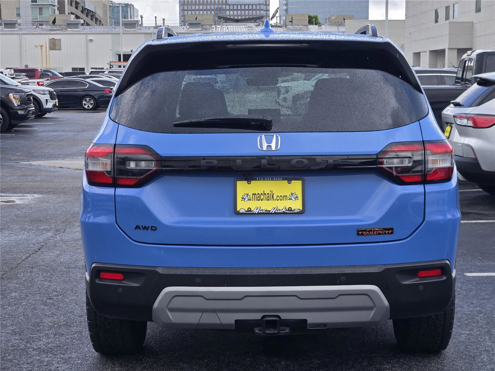 Used 2025 Honda Pilot TrailSport image 7