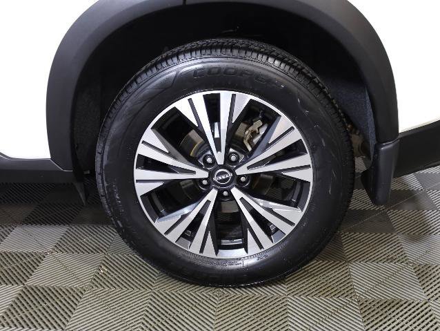 Used 2023 Nissan Rogue SV w/ SV Premium B Package image 22