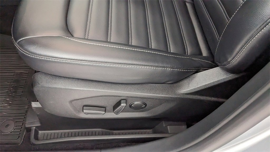 Certified 2022 Ford Edge SEL w/ Convenience Package image 28