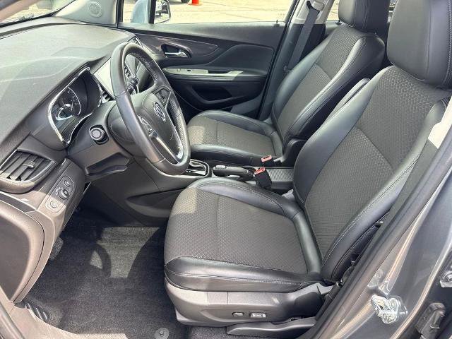 Used 2020 Buick Encore Sport Touring w/ LPO, Active Package AWD/4WD image 8