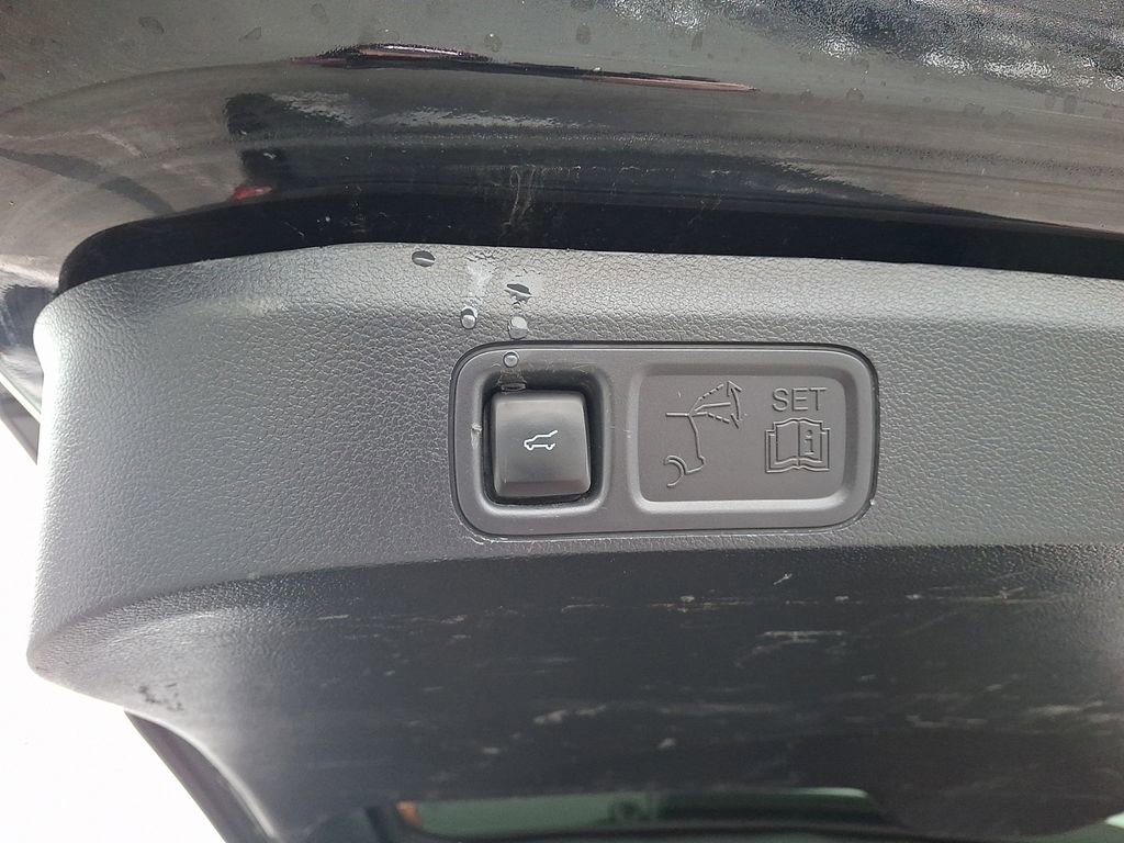 Certified 2024 Ford Expedition Limited image 31