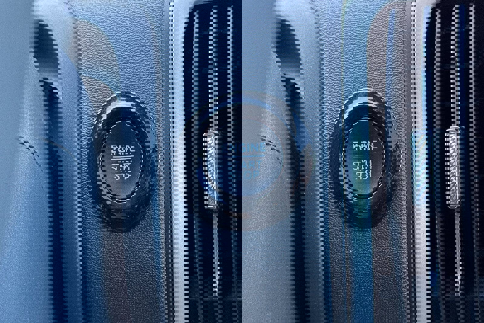 Certified 2025 Ford Expedition Active image 24