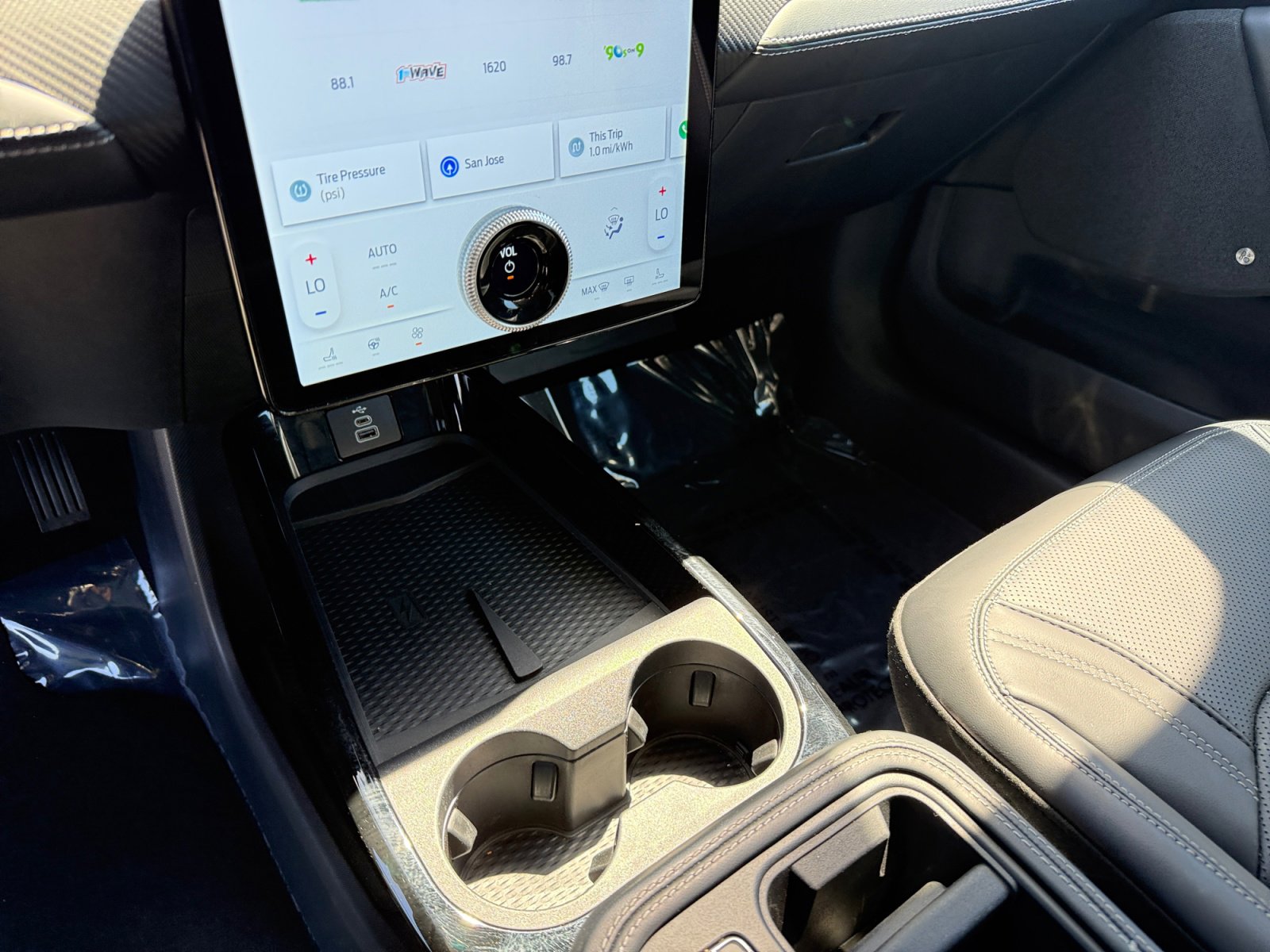 Certified 2025 Ford Mustang Mach-E Premium RWD image 13