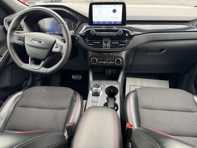 Certified 2024 Ford Escape ST-Line AWD/4WD image 11