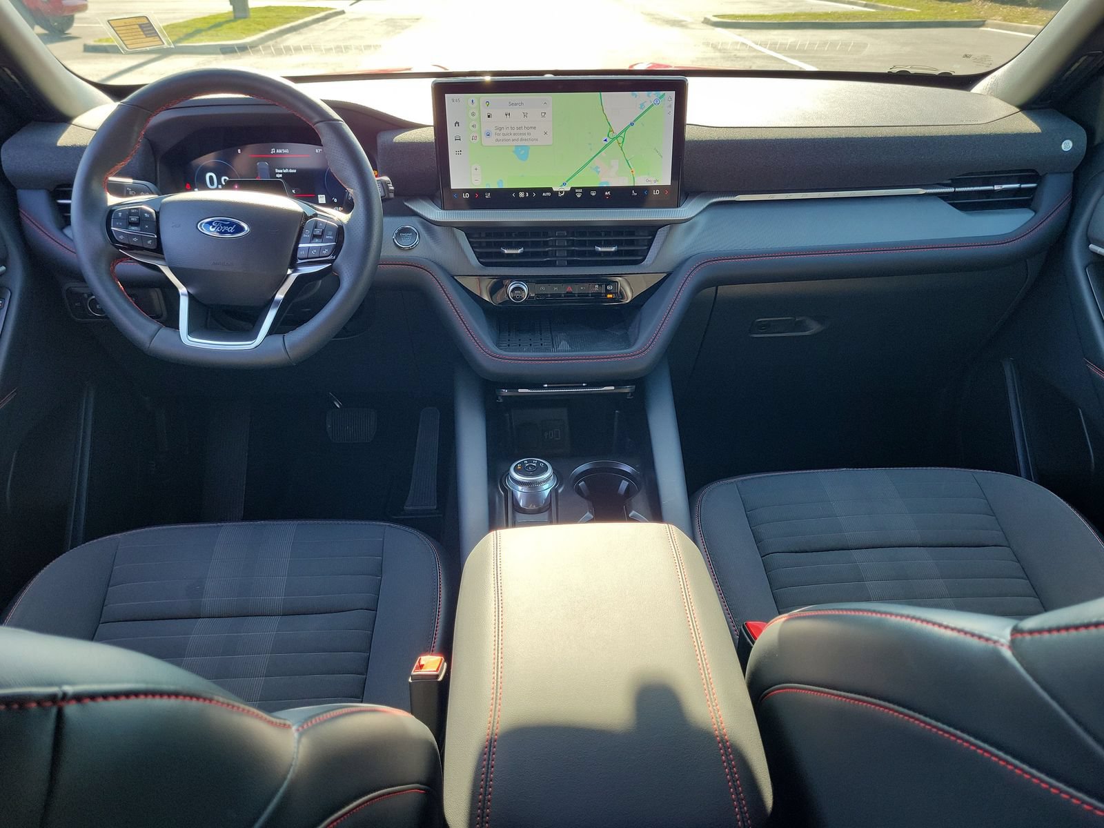 Certified 2025 Ford Explorer ST-Line w/ Premium Package RWD image 14