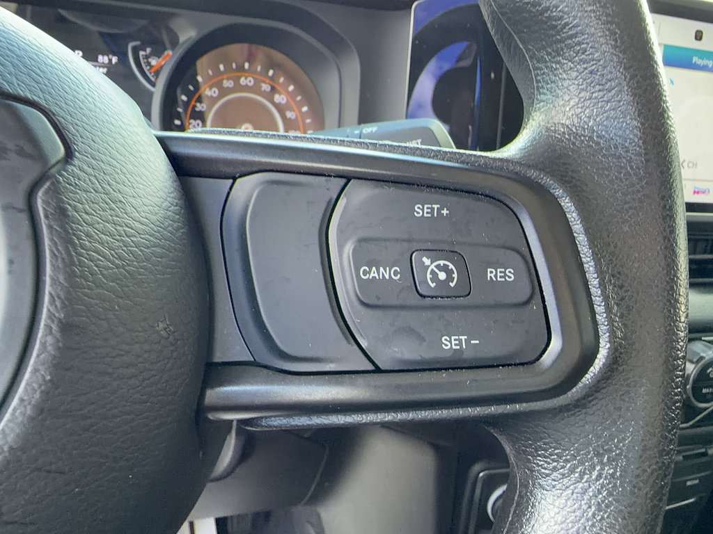 Used 2024 Jeep Gladiator Sport AWD/4WD image 21