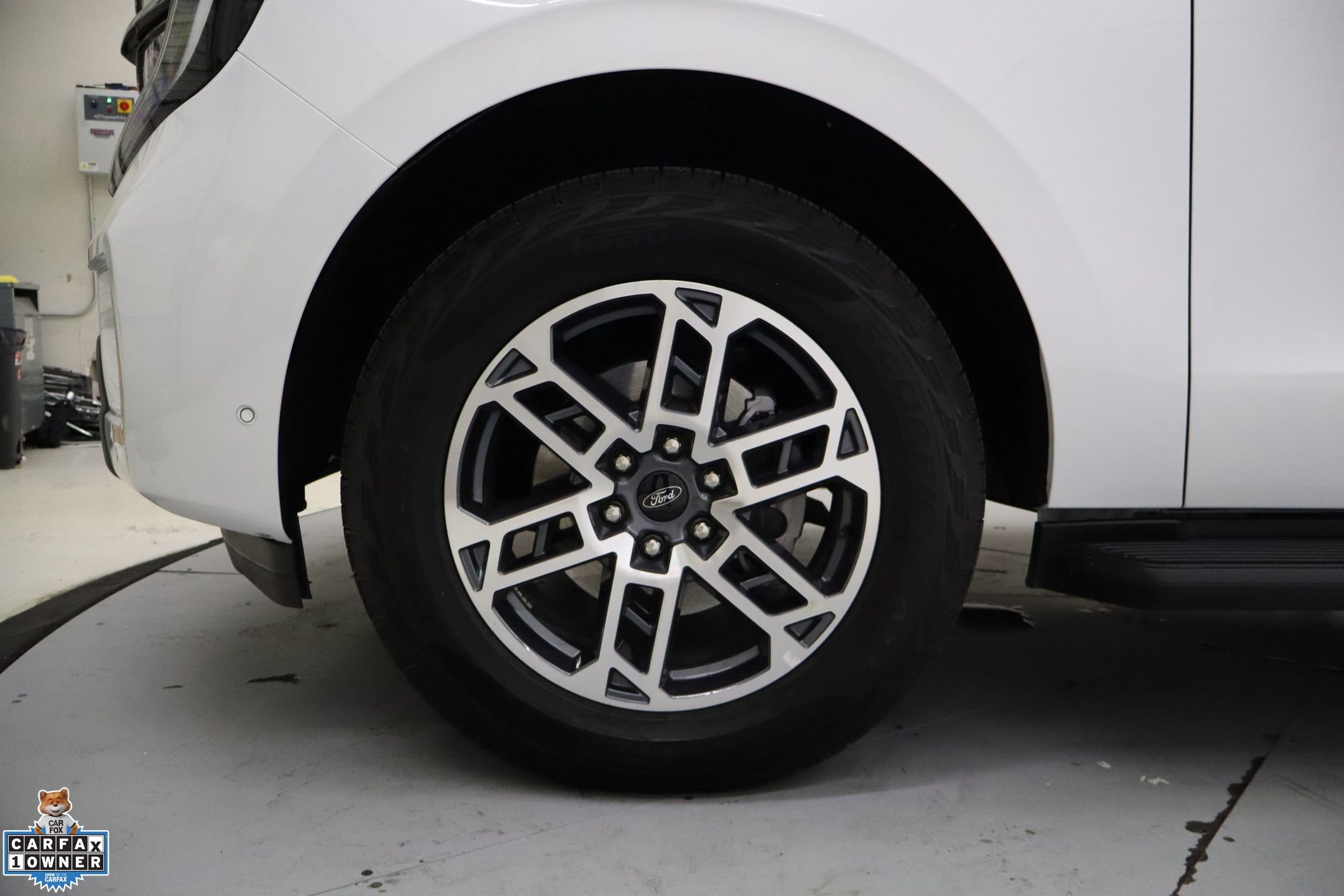 Certified 2025 Ford Expedition Active image 12