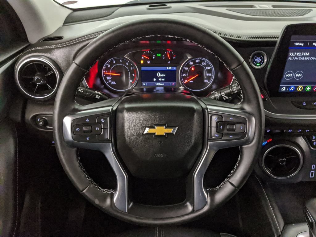 Used 2025 Chevrolet Blazer LT AWD/4WD image 11
