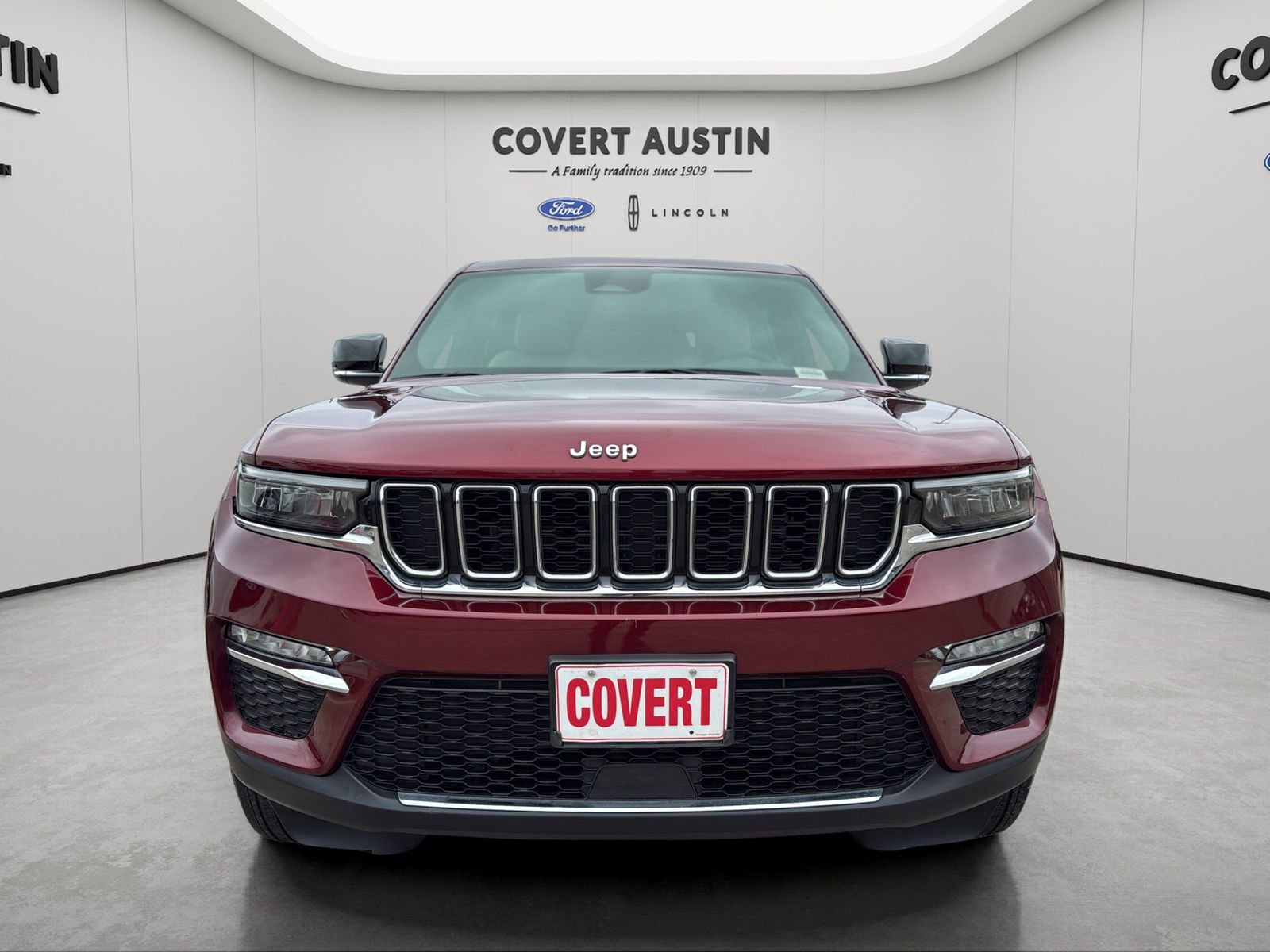 Used 2023 Jeep Grand Cherokee Limited RWD image 8