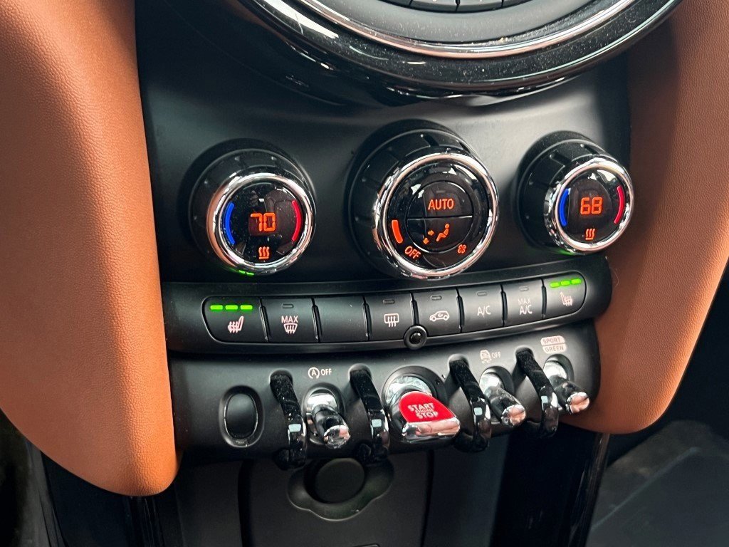 Used 2020 MINI Cooper S image 22