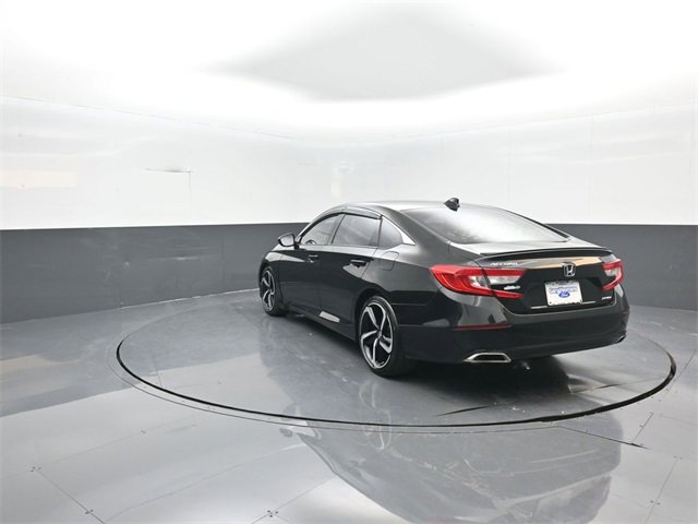 Used 2018 Honda Accord Sport image 5