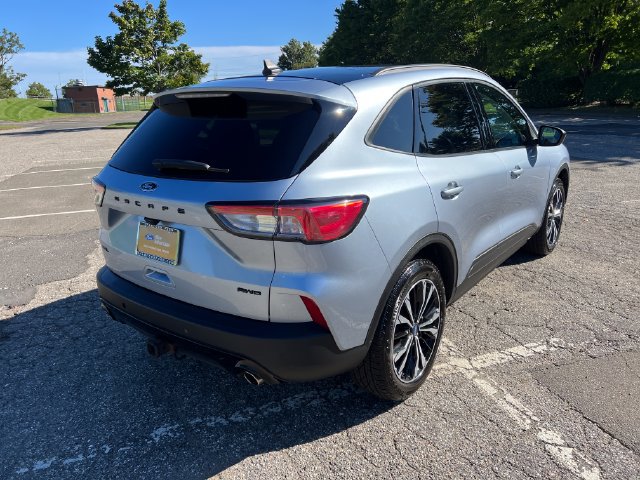 Certified 2022 Ford Escape SEL w/ SEL Stealth AWD Package image 11