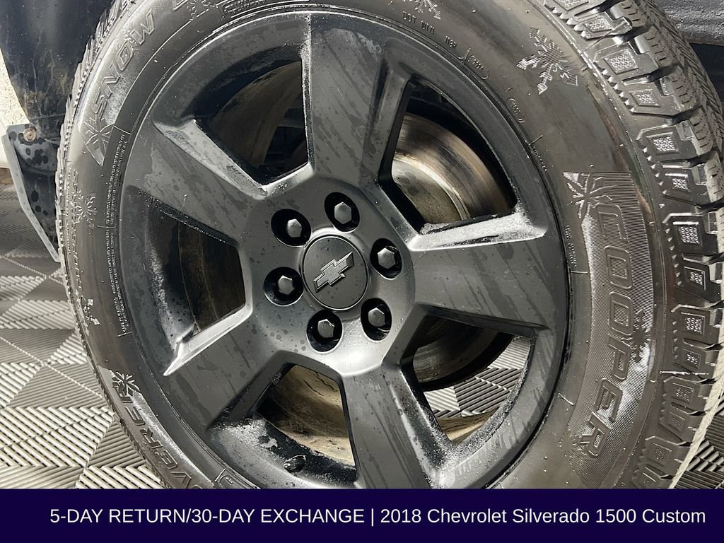 Used 2018 Chevrolet Silverado 1500 Custom image 36