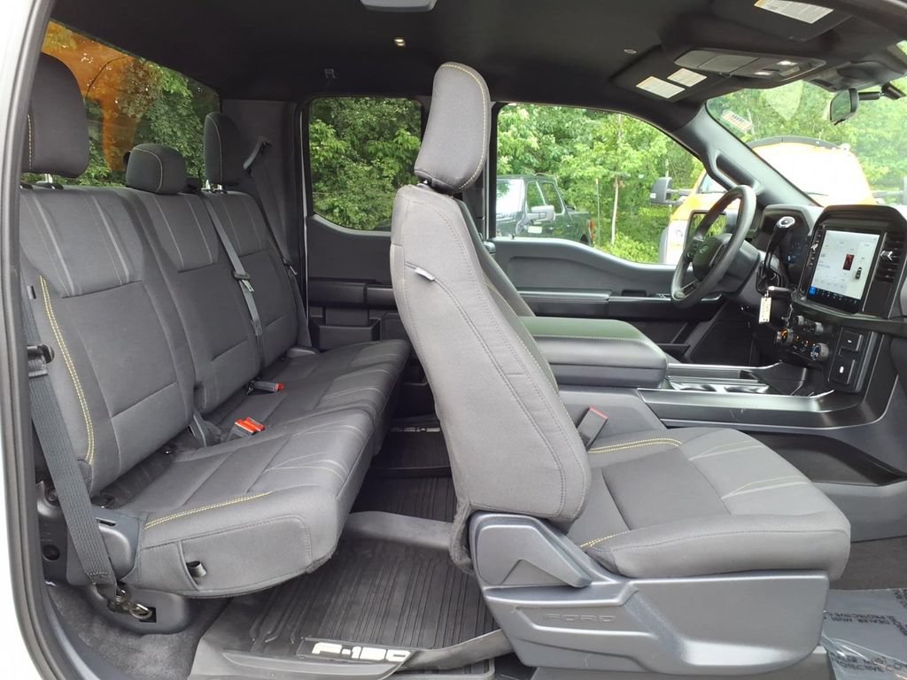 Certified 2025 Ford F150 STX w/ Equipment Group 200A AWD/4WD image 16