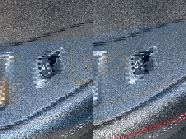 Certified 2022 Ford Edge ST-Line image 29