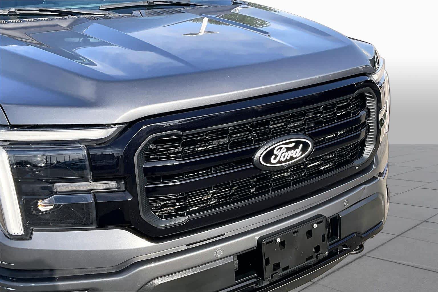 Certified 2025 Ford F150 Lariat w/ Equipment Group 502A High AWD/4WD image 27