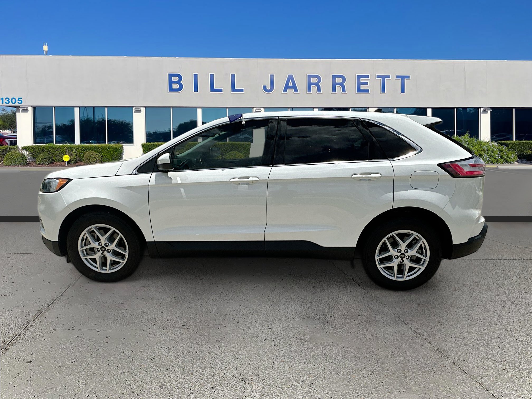 Certified 2024 Ford Edge SEL AWD/4WD image 4