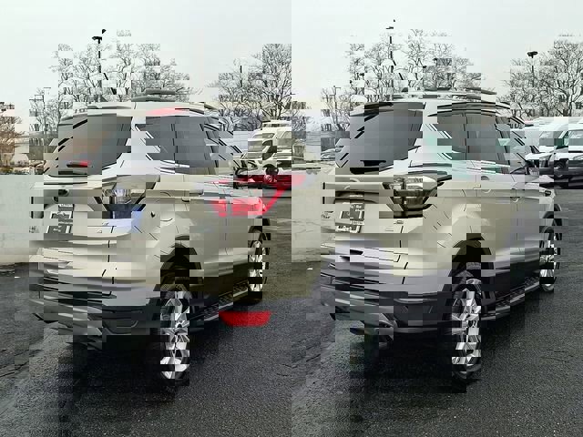 Certified 2018 Ford Escape SE w/ Ford Safe & Smart Package image 6