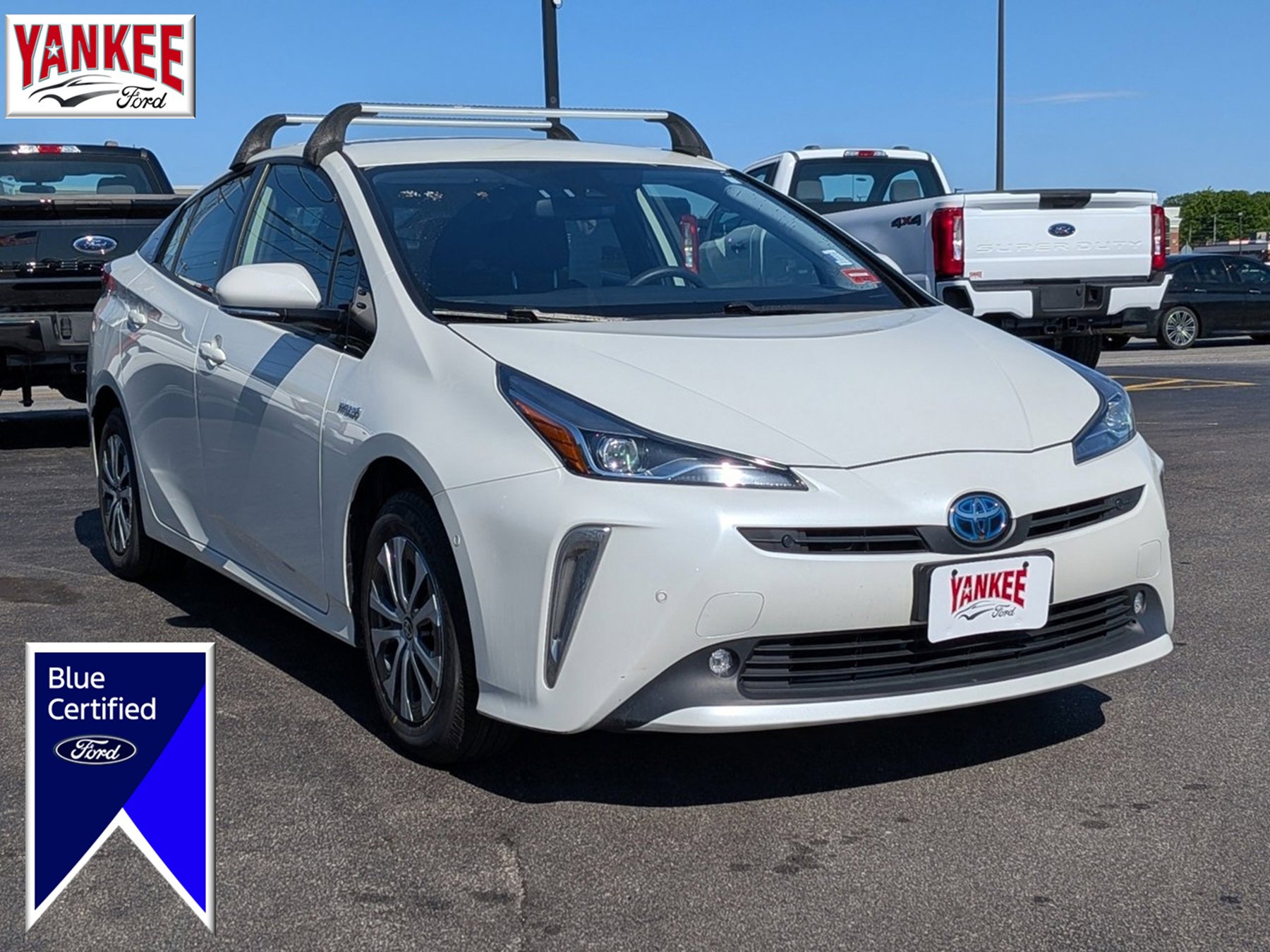 Used 2020 Toyota Prius LE w/ Carpet Mat Package AWD/4WD video 1