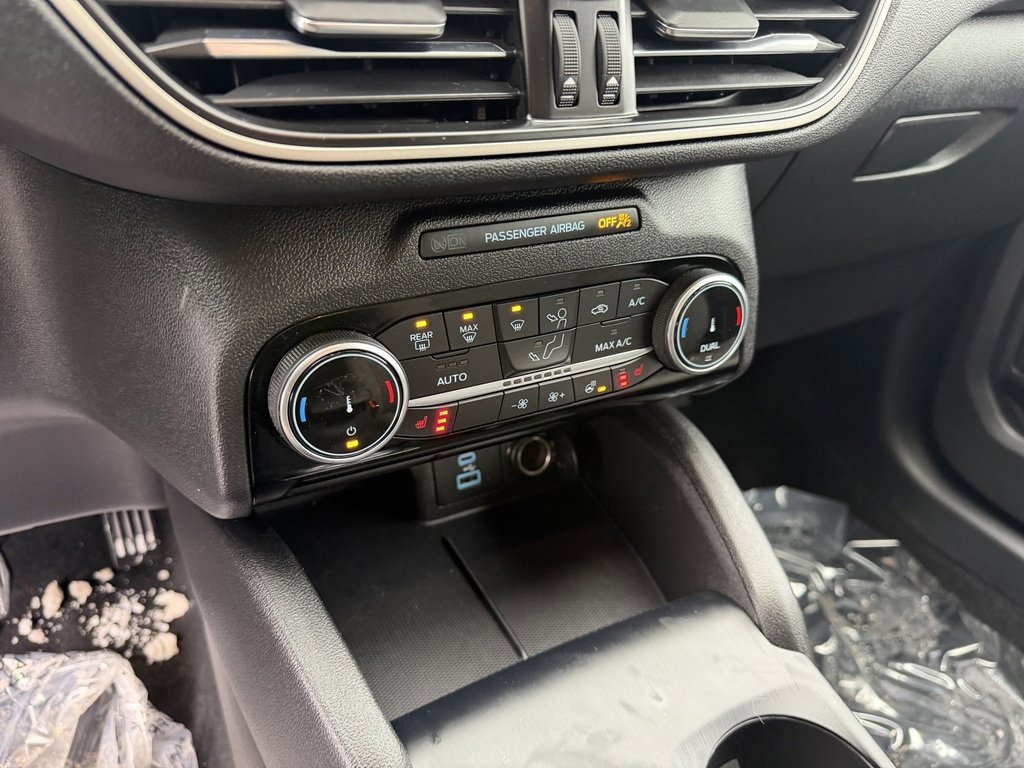 Certified 2022 Ford Escape SE w/ Convenience Package image 16