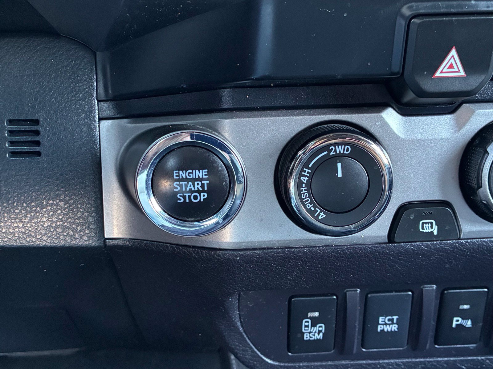 Used 2023 Toyota Tacoma Limited w/ Nightshade Package AWD/4WD image 19