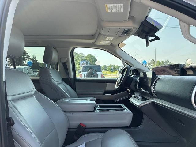 Certified 2025 Ford Expedition Active AWD/4WD image 69