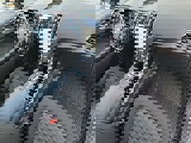 Certified 2024 Ford Edge SE w/ Black Appearance Package image 25