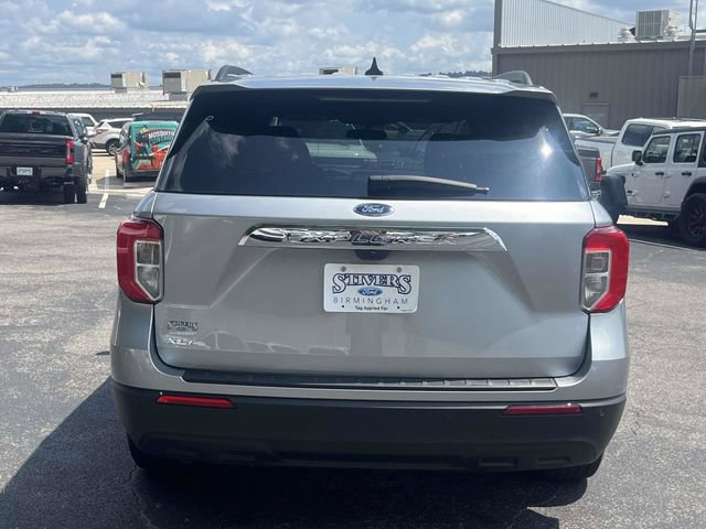 Certified 2023 Ford Explorer XLT RWD image 5