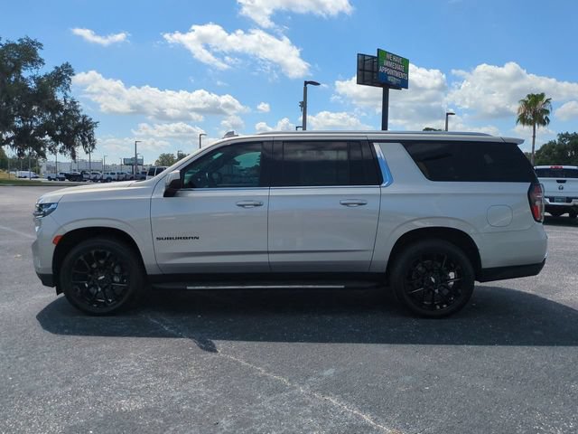 Used 2021 Chevrolet Suburban LT RWD image 8