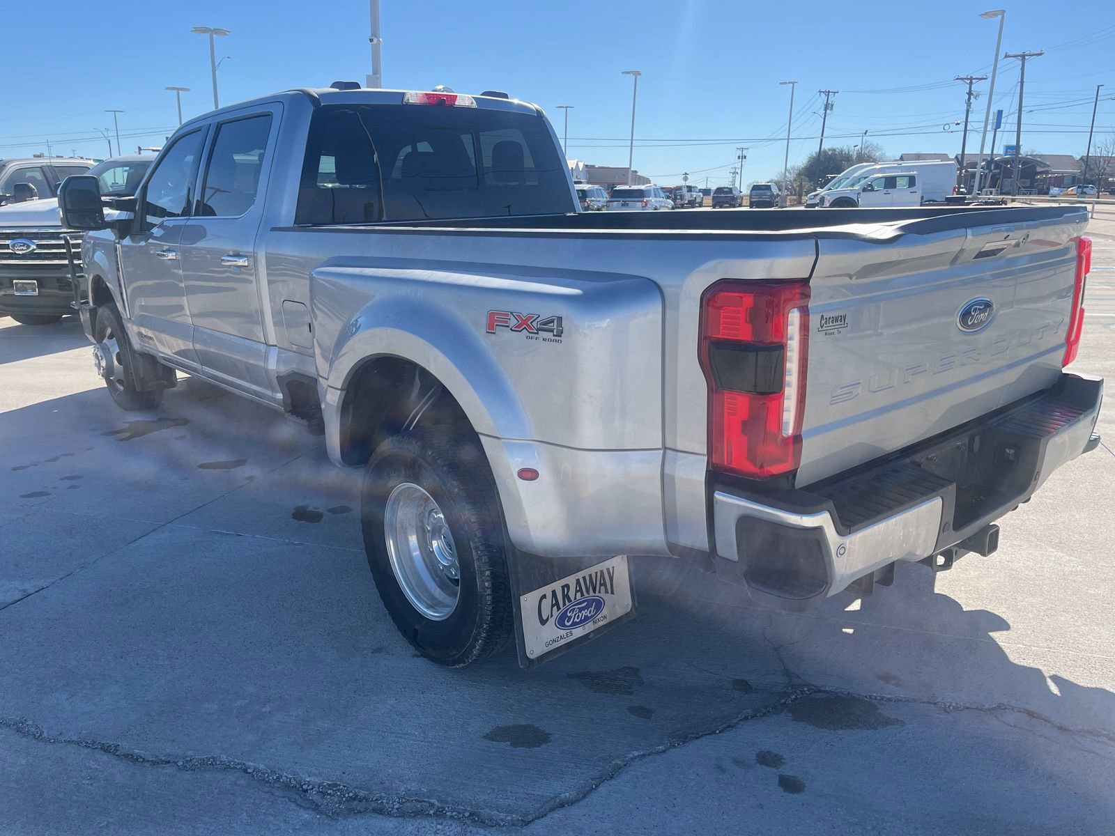 Certified 2023 Ford F350 Lariat w/ Lariat Ultimate Package image 5