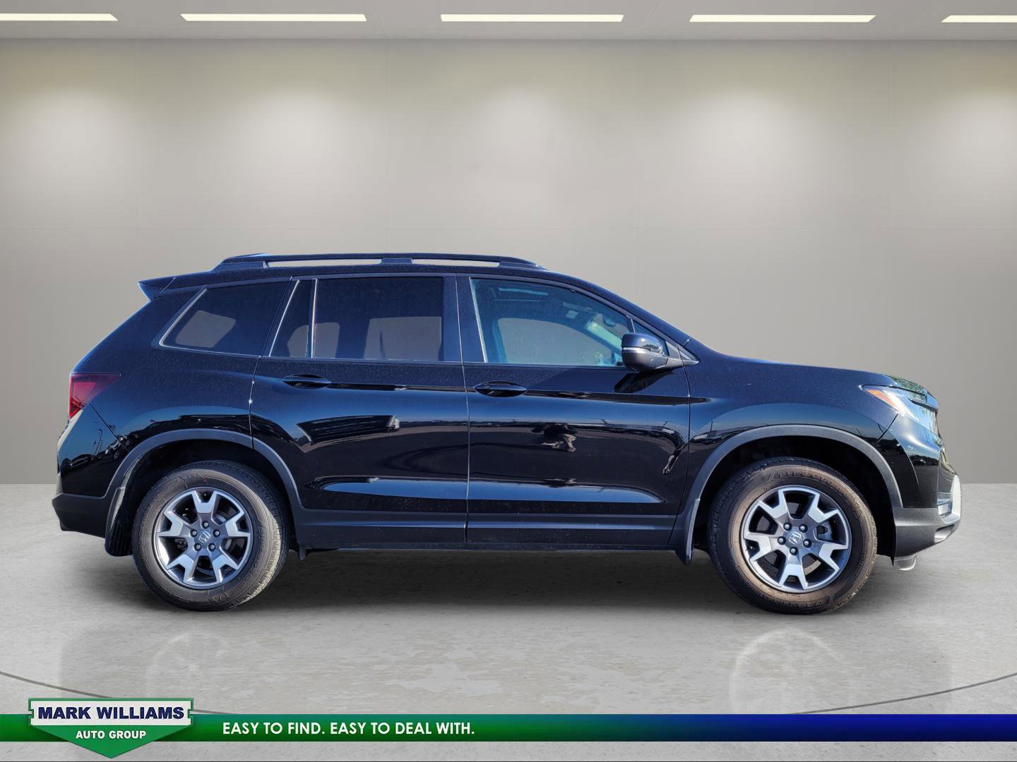 Used 2022 Honda Passport TrailSport image 2