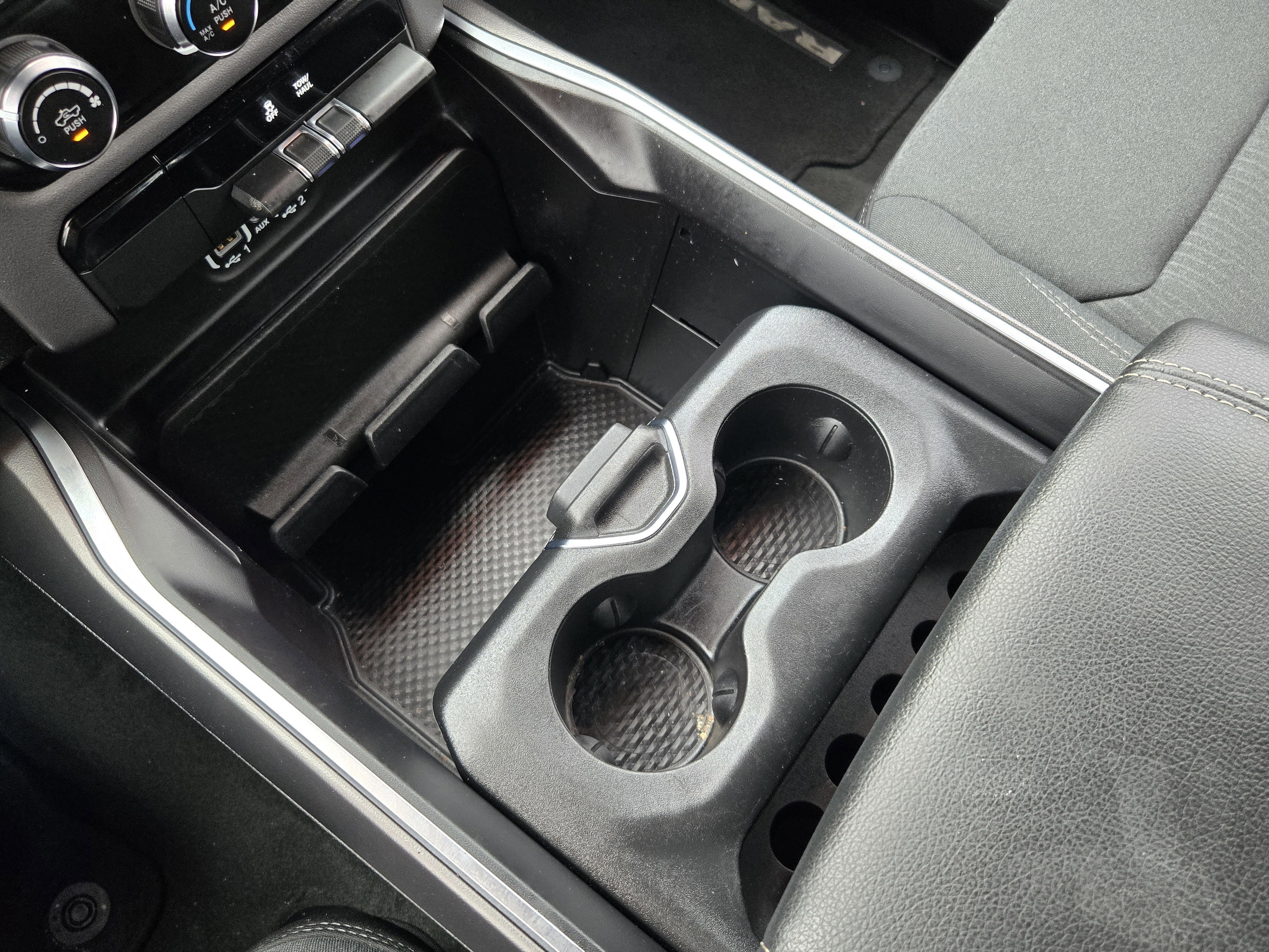 Used 2024 RAM 1500 Lone Star image 15