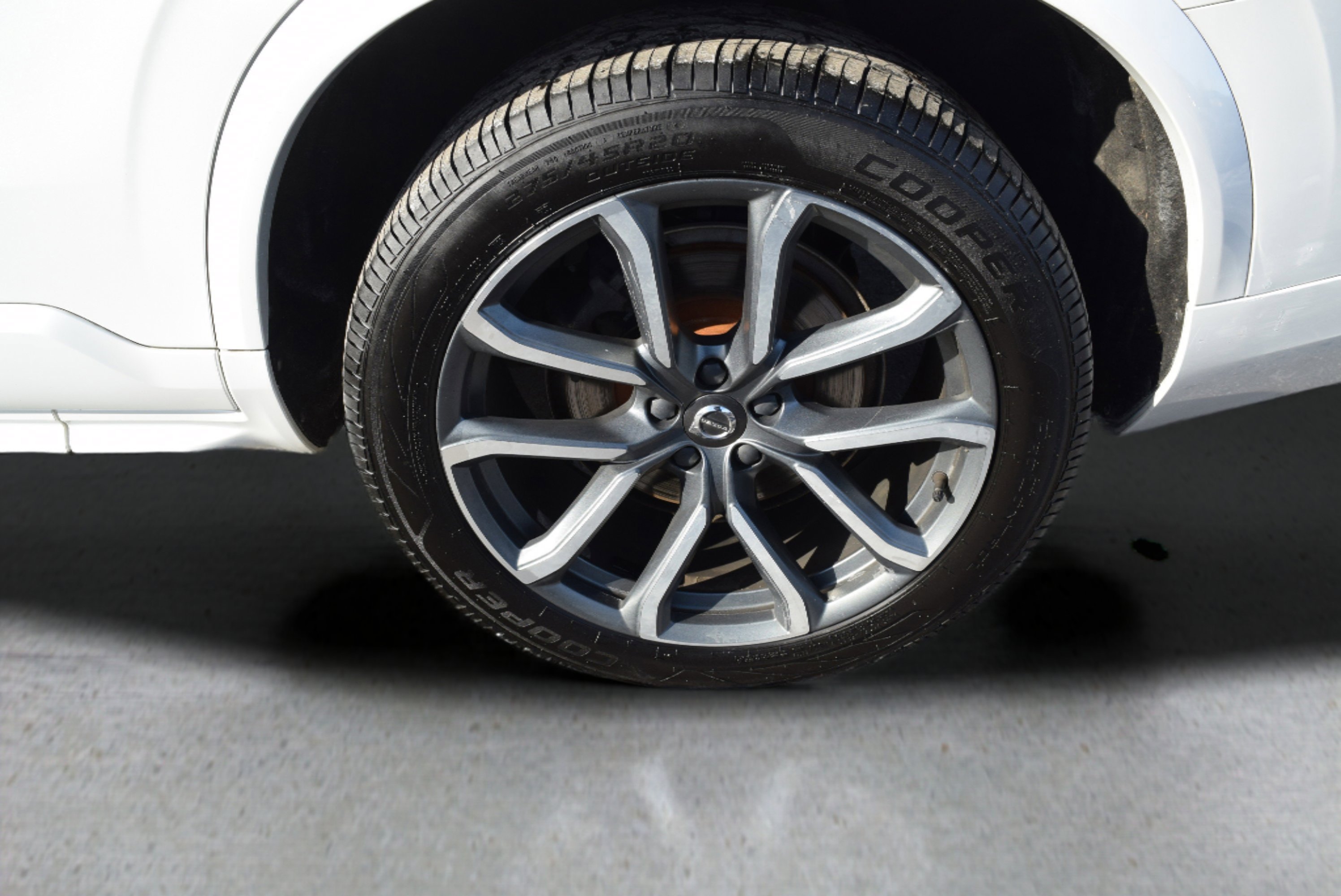 Used 2019 Volvo XC90 T6 Momentum w/ Protection Package Premier image 7