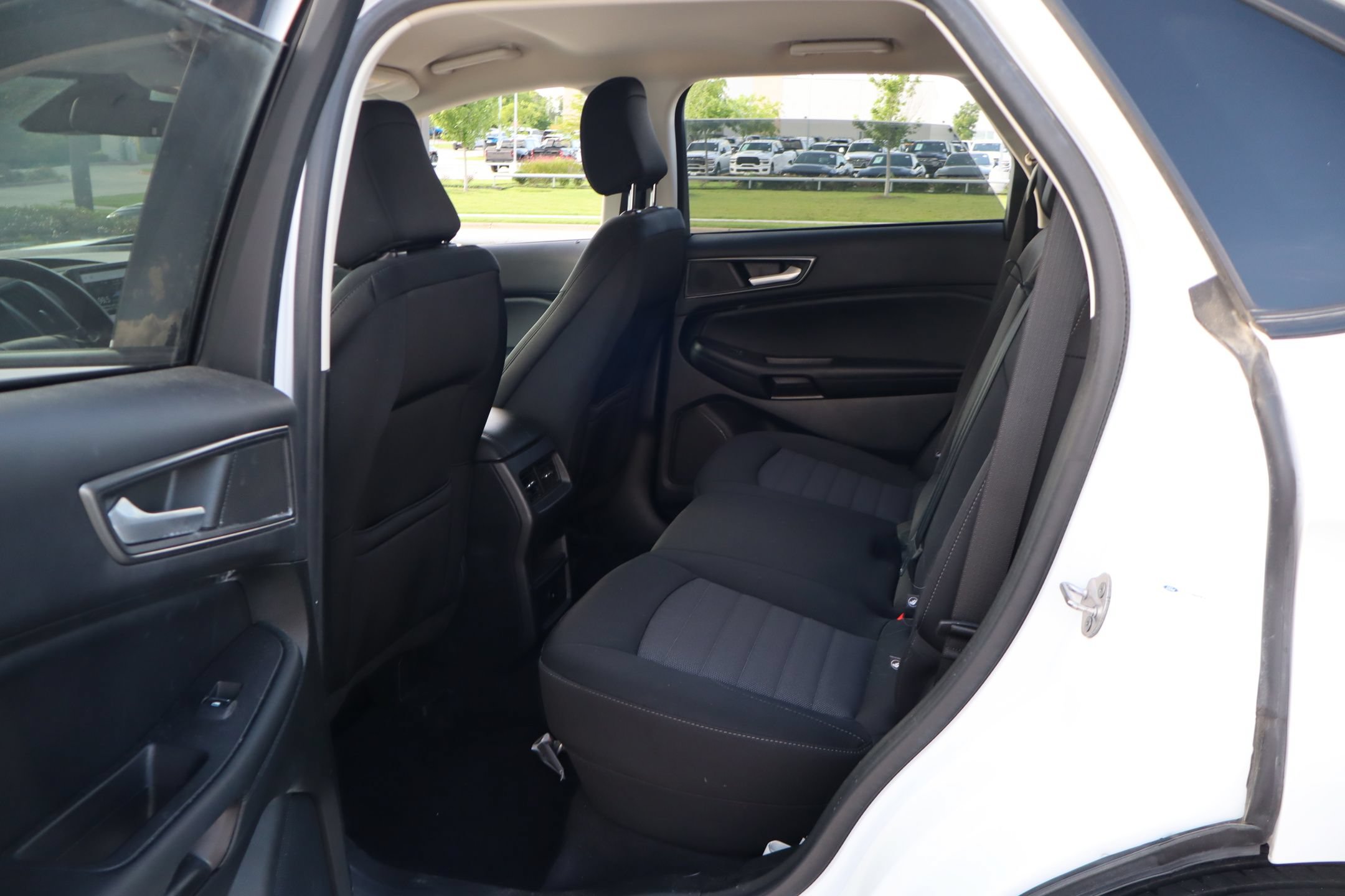 Certified 2022 Ford Edge SE w/ Black Appearance Package AWD/4WD image 26