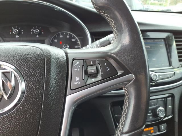 Used 2022 Buick Encore Preferred w/ Safety Package image 27