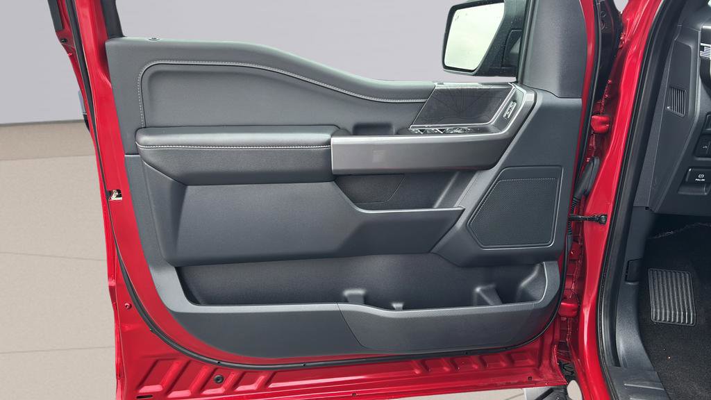 Certified 2022 Ford F150 XLT w/ Equipment Group 302A High image 25