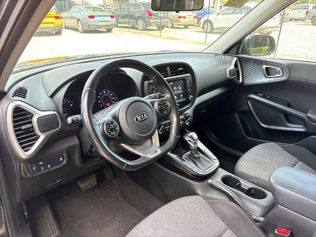 Used 2021 Kia Soul GT-Line FWD image 6