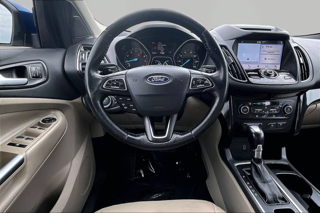 Certified 2017 Ford Escape Titanium FWD image 5