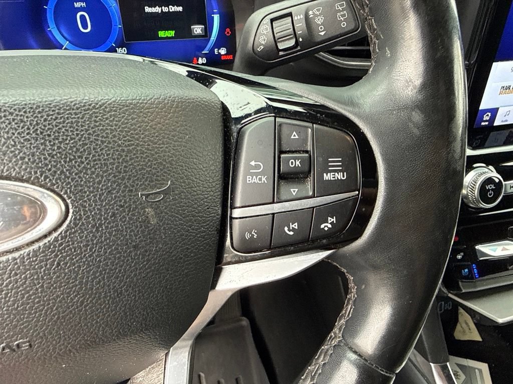 Certified 2023 Ford Explorer Platinum w/ Premium Technology Package AWD/4WD image 23