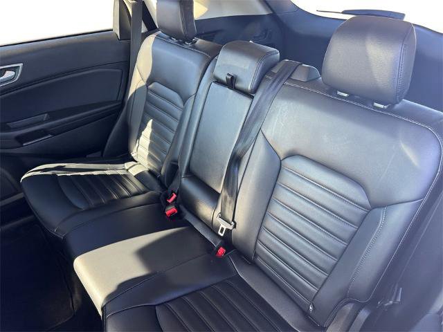 Certified 2024 Ford Edge SEL image 13
