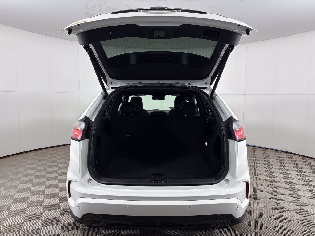 Certified 2024 Ford Edge ST-Line AWD/4WD image 25