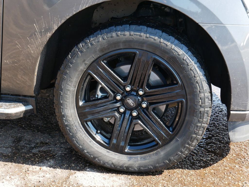 Certified 2020 Ford Expedition XLT w/ Equipment Group 202A image 7