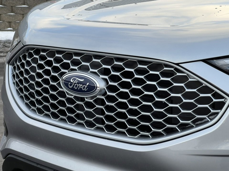 Certified 2024 Ford Edge SEL w/ Convenience Package image 39