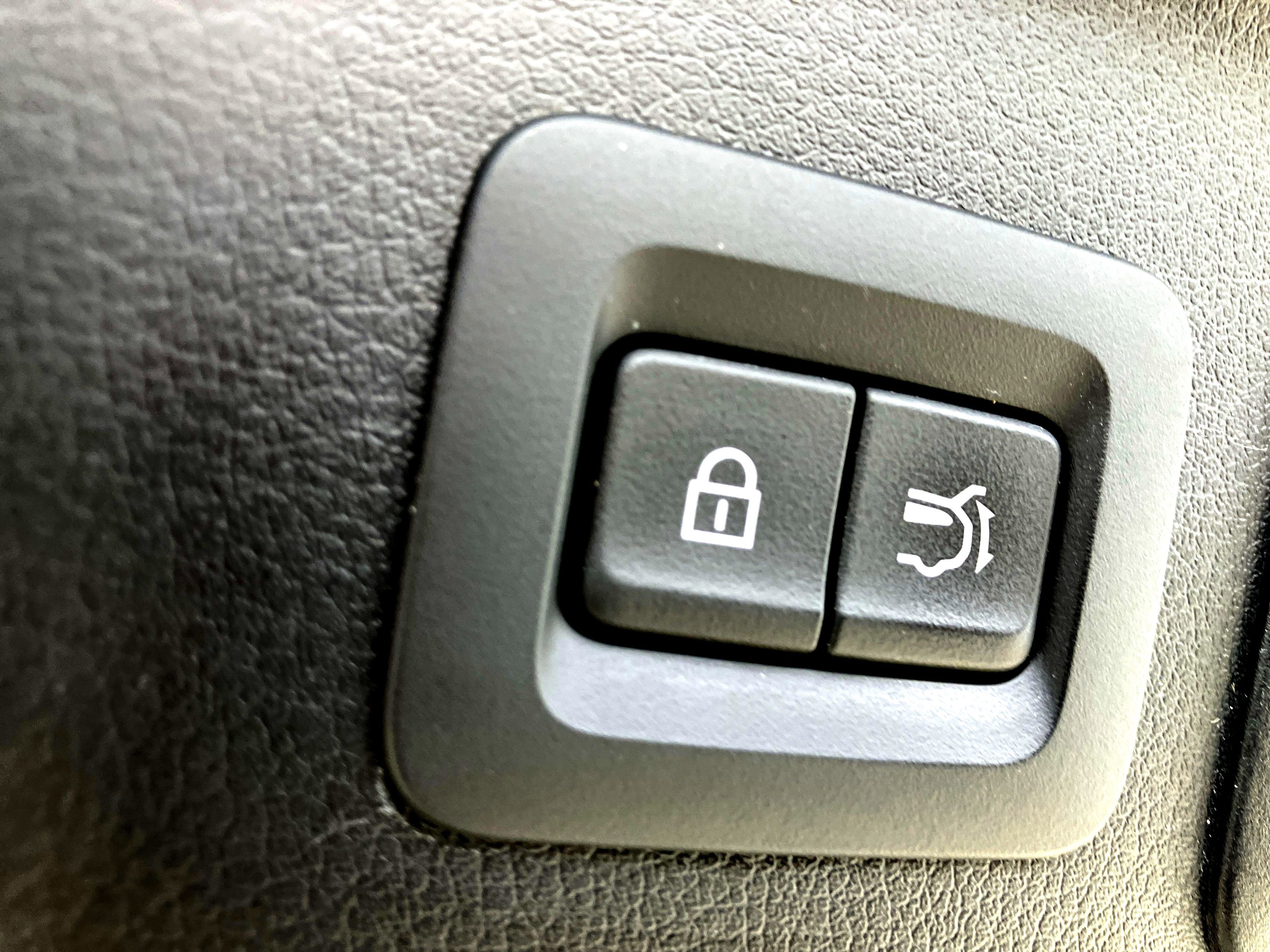 Used 2024 MAZDA CX-90 3.3 Turbo S w/ Premium Package image 21