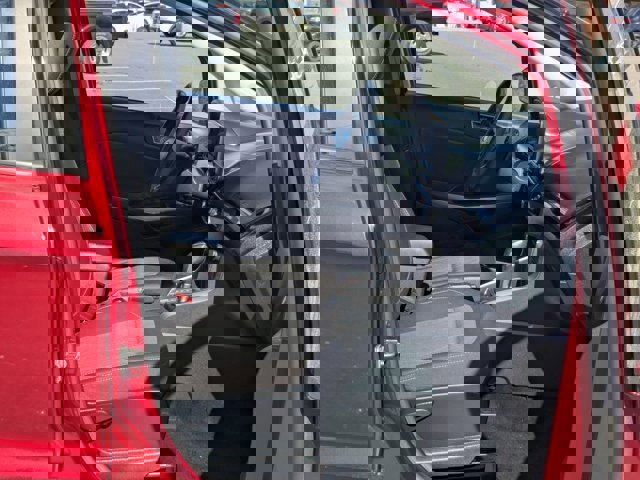 Certified 2020 Ford EcoSport SE w/ SE Convenience Package image 39