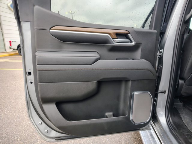 Used 2026 Chevrolet Silverado 1500 High Country AWD/4WD image 12