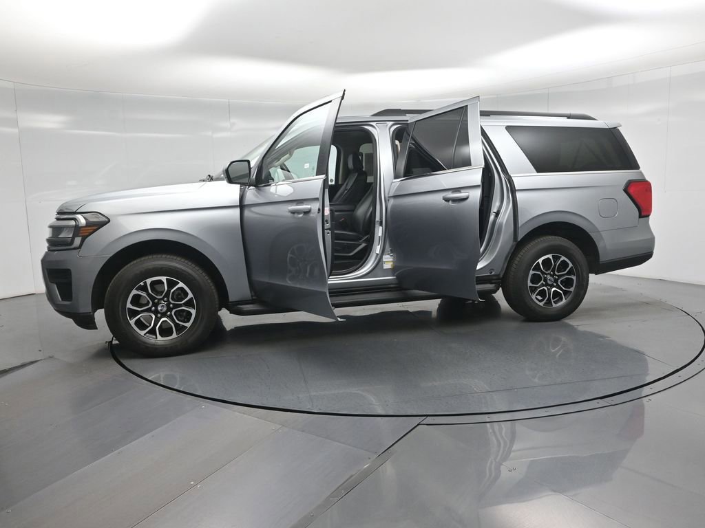 Certified 2024 Ford Expedition Max XLT image 28