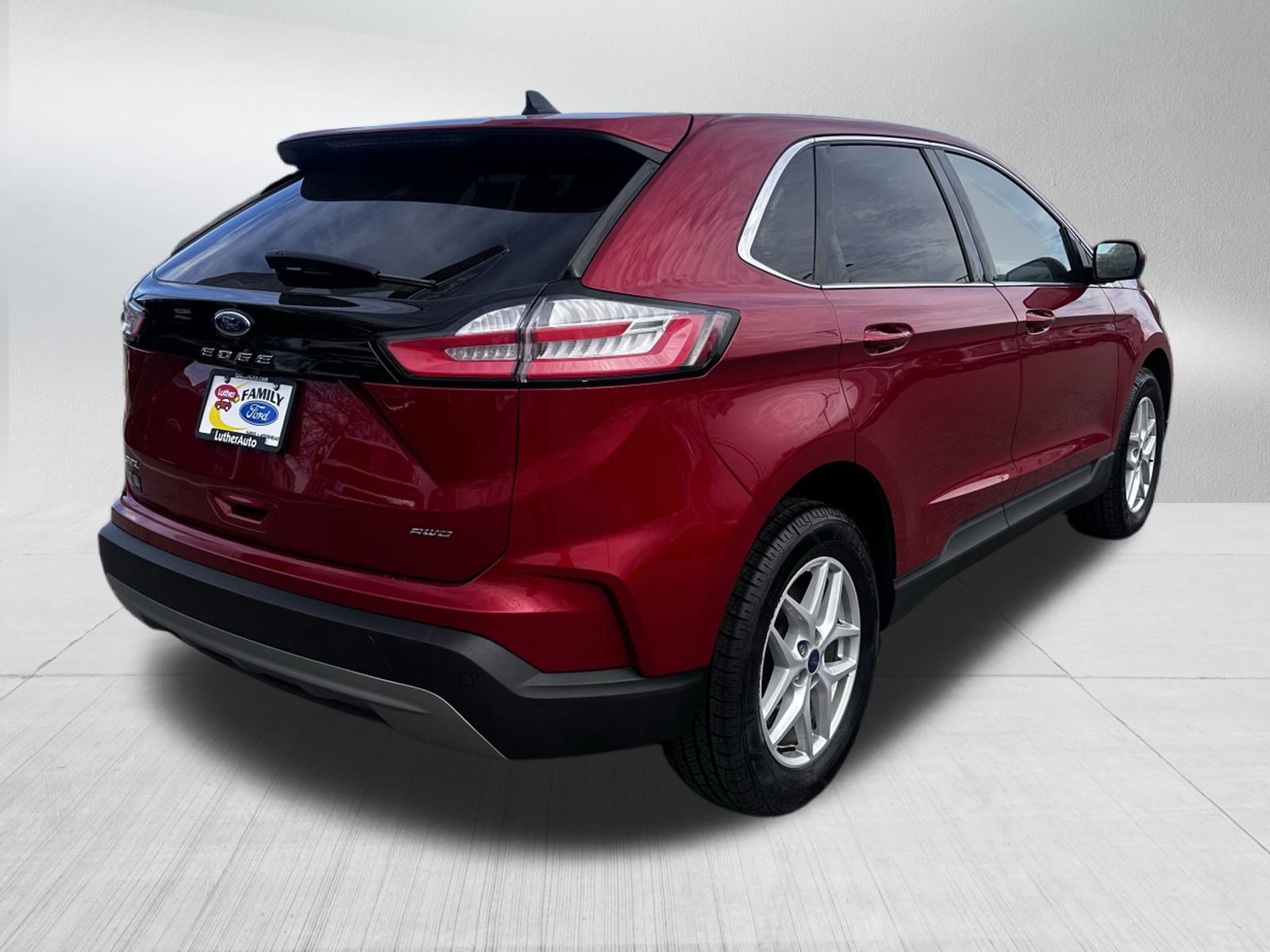 Certified 2022 Ford Edge SEL w/ Convenience Package image 5