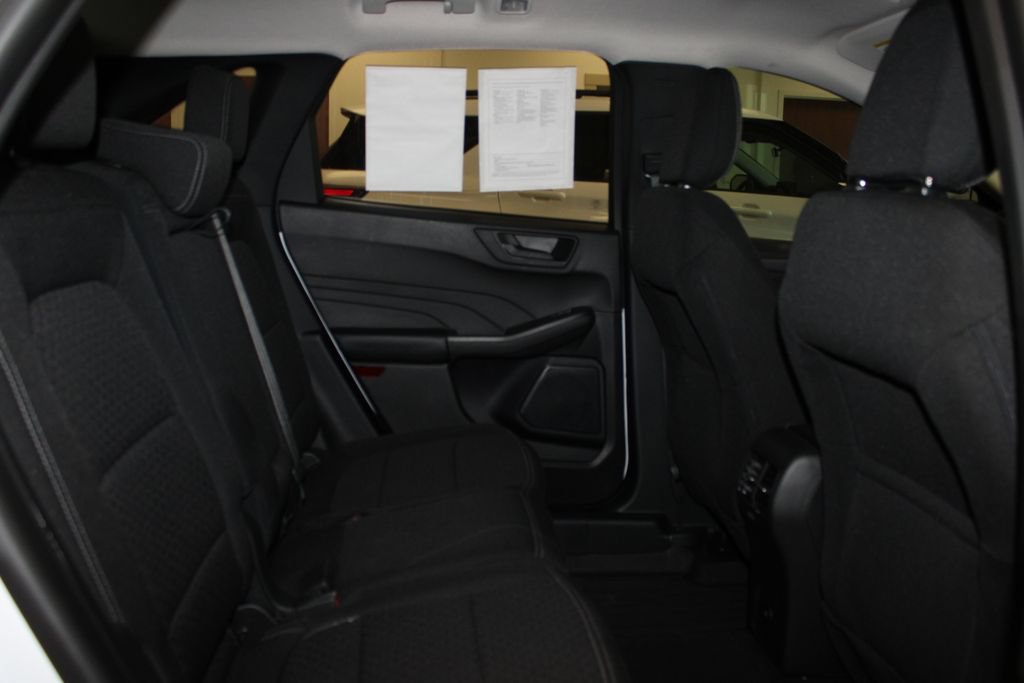 Certified 2024 Ford Escape Active AWD/4WD image 47